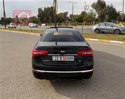 كيا كادينزا